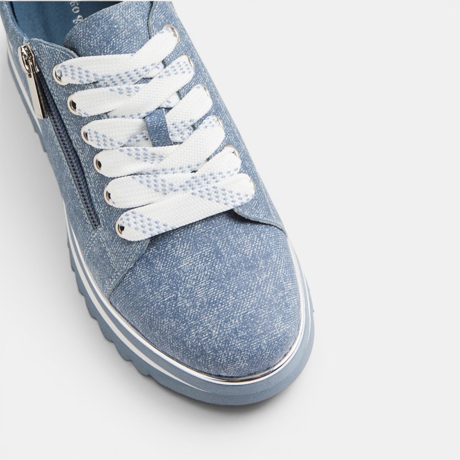 DJANGO & JULIETTE EAMMES BLUE DENIM
