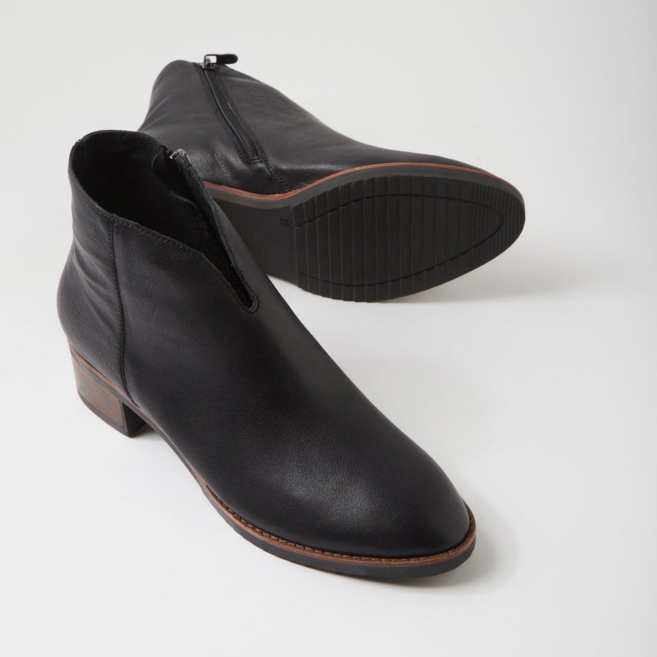 DJANGO & JULIETTE TALULA BLACK - Women Boots - Collective Shoes 