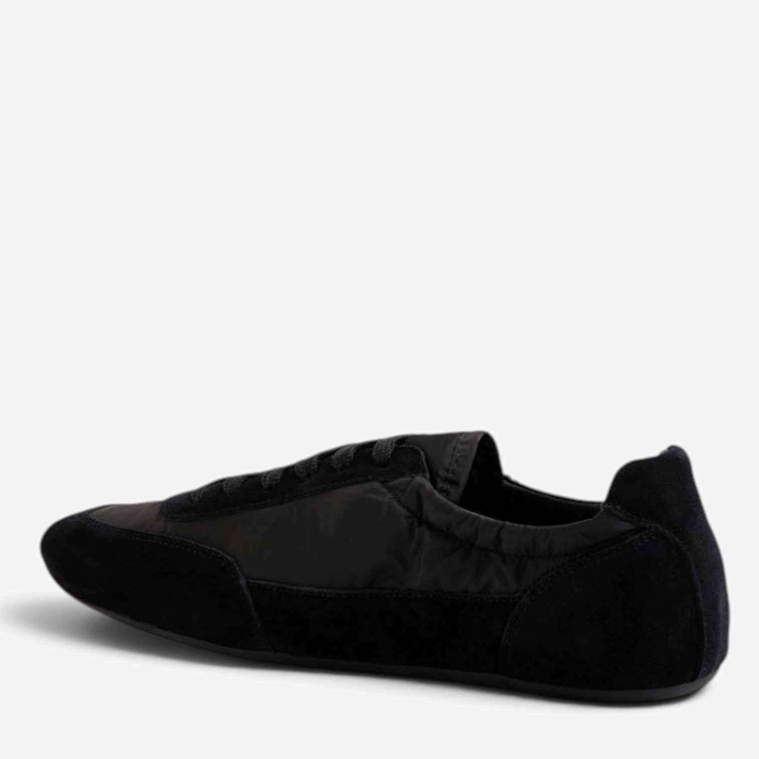 DJANGO & JULIETTE BRINKLE BLACK