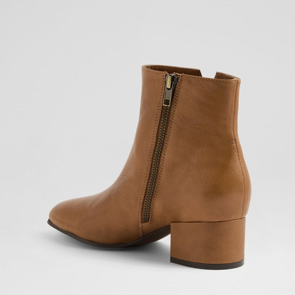 DJANGO & JULIETTE BELMONT CARAMEL CHOCO - Women Boots - Collective Shoes 