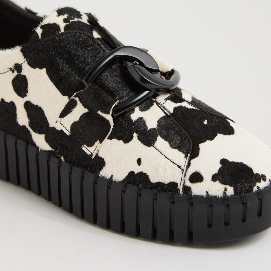 DJANGO & JULIETTE BREEZA BLACK WHITE PONY - Women Slip-ons - Collective Shoes 