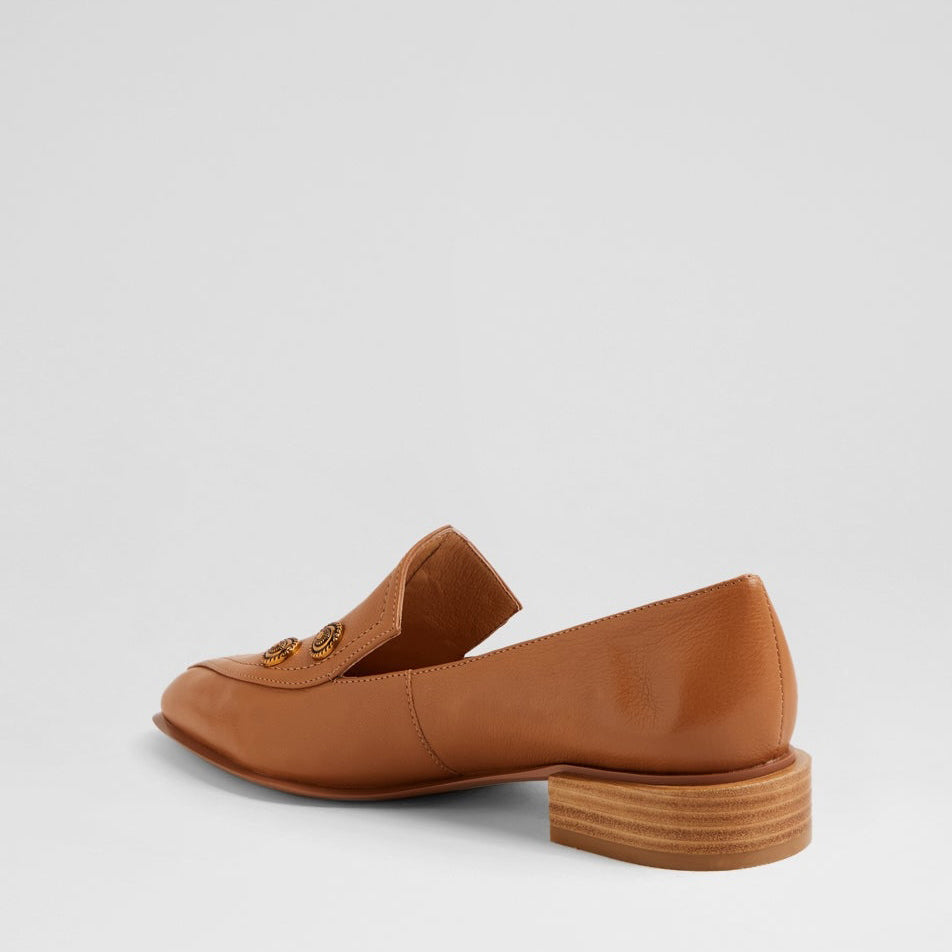 DJANGO & JULIETE EMBLAS DK TAN - Women Loafers - Collective Shoes 