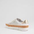 Load image into Gallery viewer, DJANGO & JULIETTE TORQUE WHITE PALE GOLD
