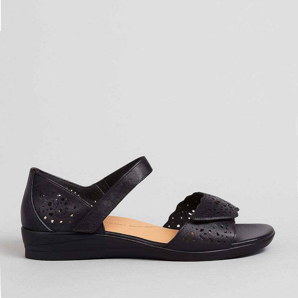 ZIERA DUSTY BLACK - Women Sandals - Collective Shoes 