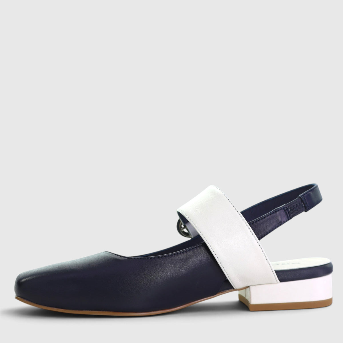 BRESLEY RESCUE NAVY SWAN