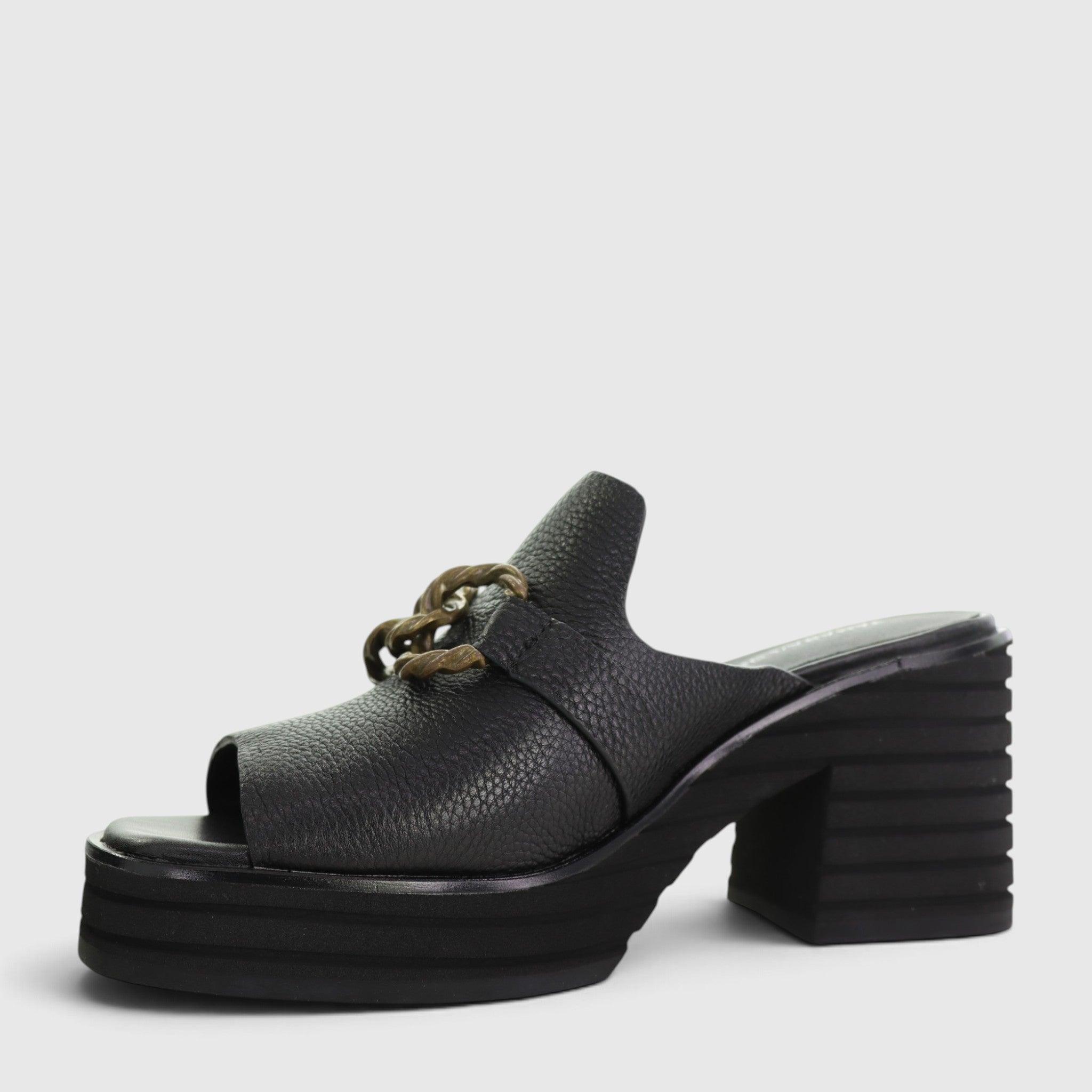 TAMARA LONDON BRIANA BLACK