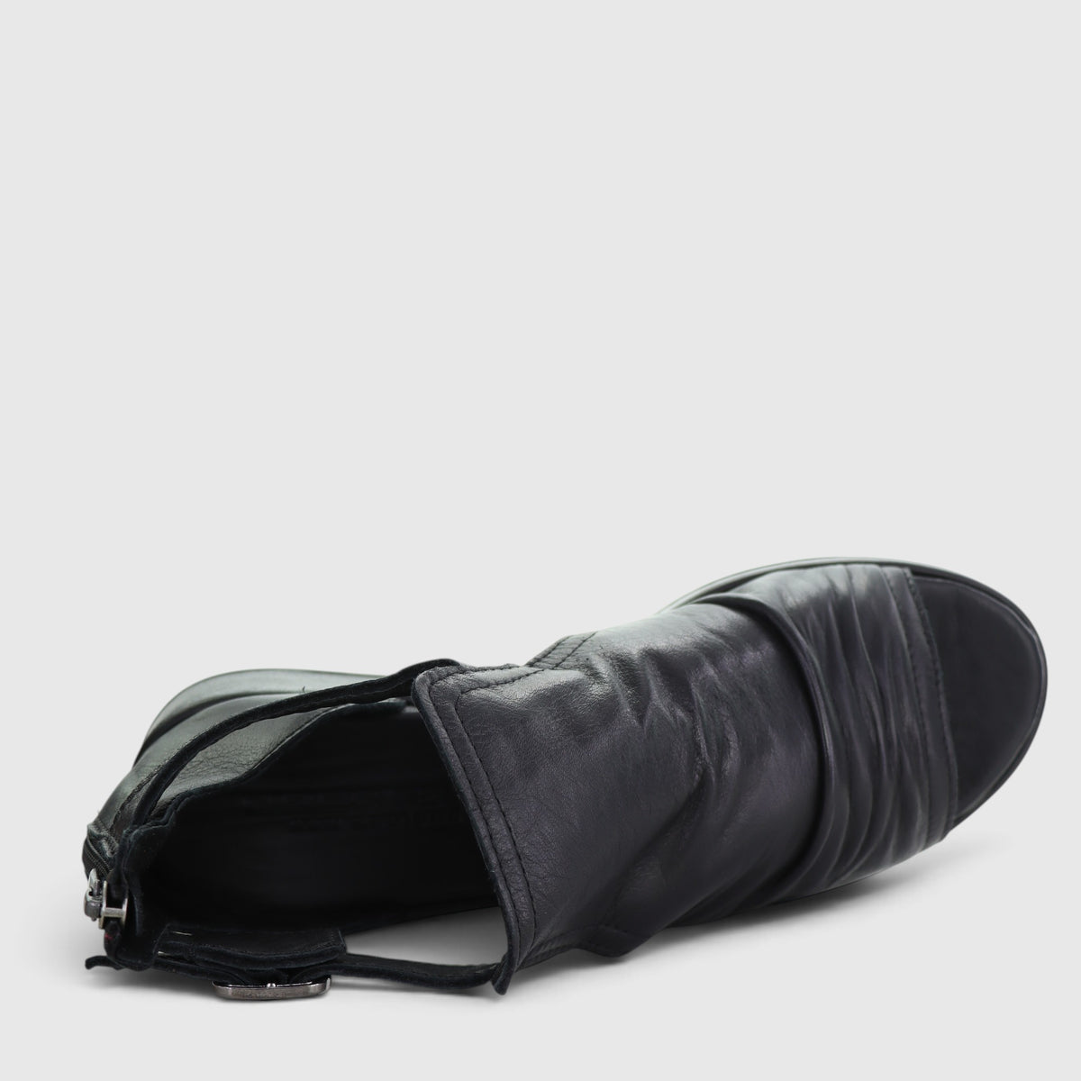 BRESLEY PERLA BLACK