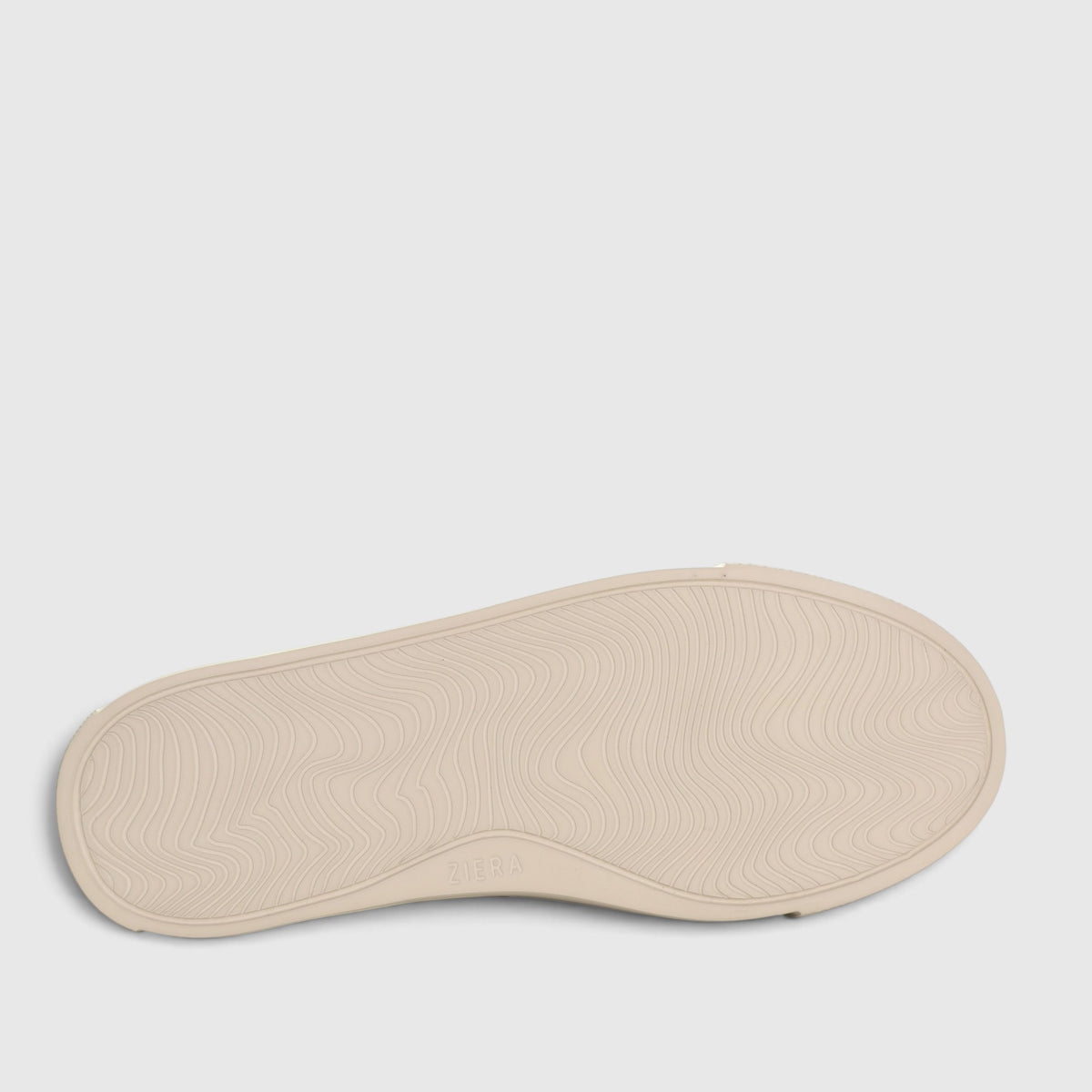 ZIERA PRYOR NAVY ALMOND