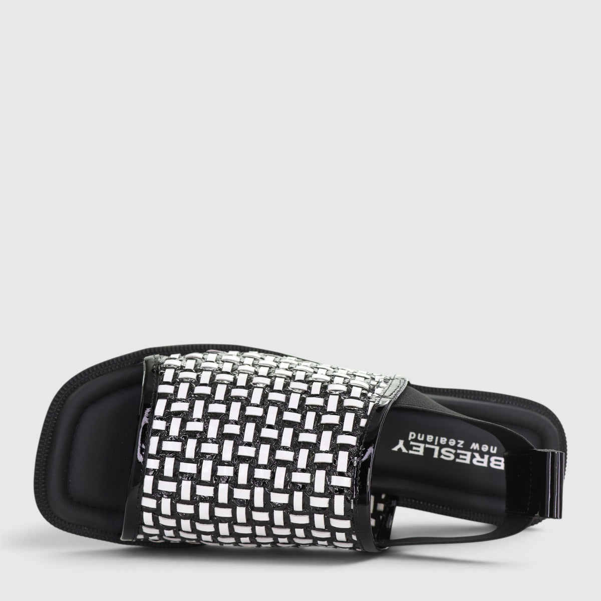 BRESLEY SNOB BONE BLACK