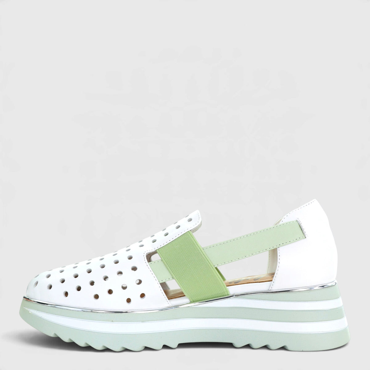 GELATO GAP WHITE/ BOC CHOY