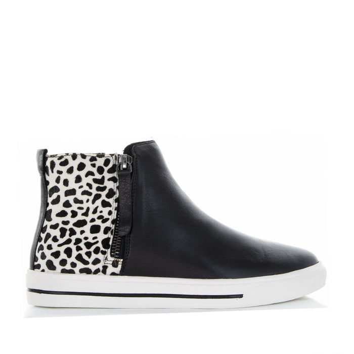 LESANSA INDO BLACK SNOW LEOPARD - Women Boots - Collective Shoes 