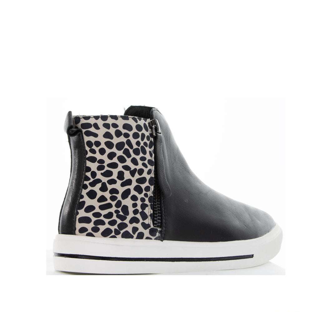 LESANSA INDO BLACK LEOPARD - Women Boots - Collective Shoes 