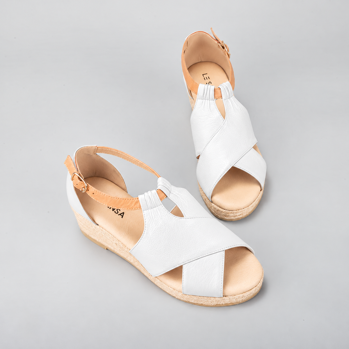 LE SANSA PERNIA WHITE / TAN
