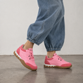 Load image into Gallery viewer, MINX LUXE RUNNER RASPBERRY BABY PINK
