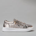 Load image into Gallery viewer, NAKED ARCHES NOBLE CHAMPAGNE - Women Sneakers - Collective Shoes 

