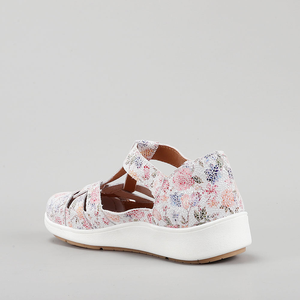CC RESORTS NOVE WHITE FLORAL