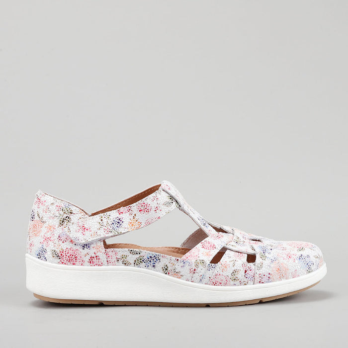 CC RESORTS NOVE WHITE FLORAL