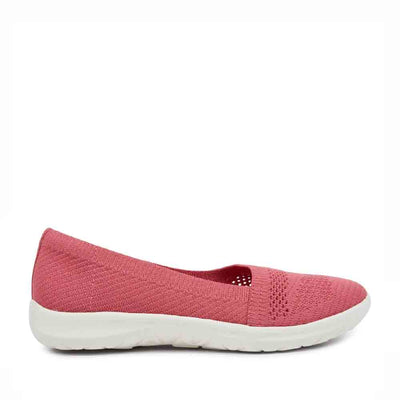 PLANET SHOES FRESH RED - Women Slip-ons - Collective Shoes 