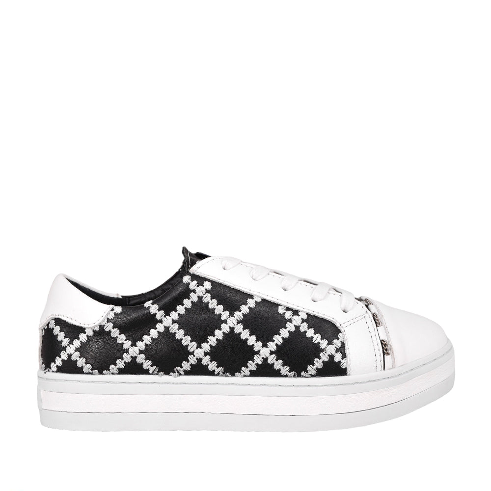 ALFIE & EVIE PLEAT WHITE BLACK - Women sneakers - Collective Shoes 
