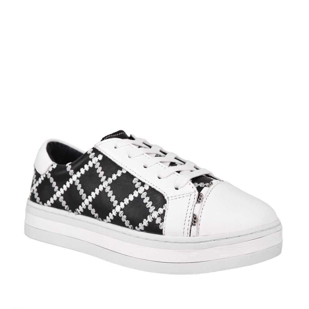 ALFIE & EVIE PLEAT WHITE BLACK - Women sneakers - Collective Shoes 