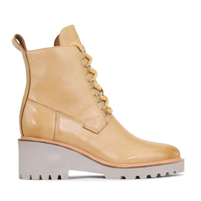 EOS PAYSON TAN - Women Boots - Collective Shoes 