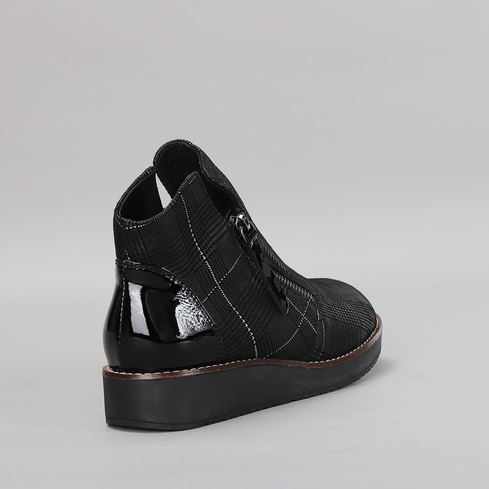 LE SANSA RONNIE BLACK CHECK - Women Boots - Collective Shoes 