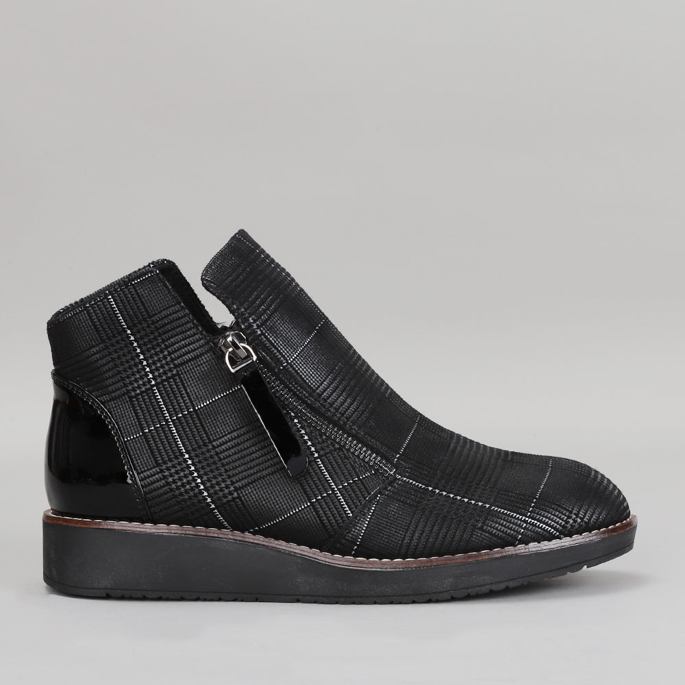 LE SANSA RONNIE BLACK CHECK - Women Boots - Collective Shoes 