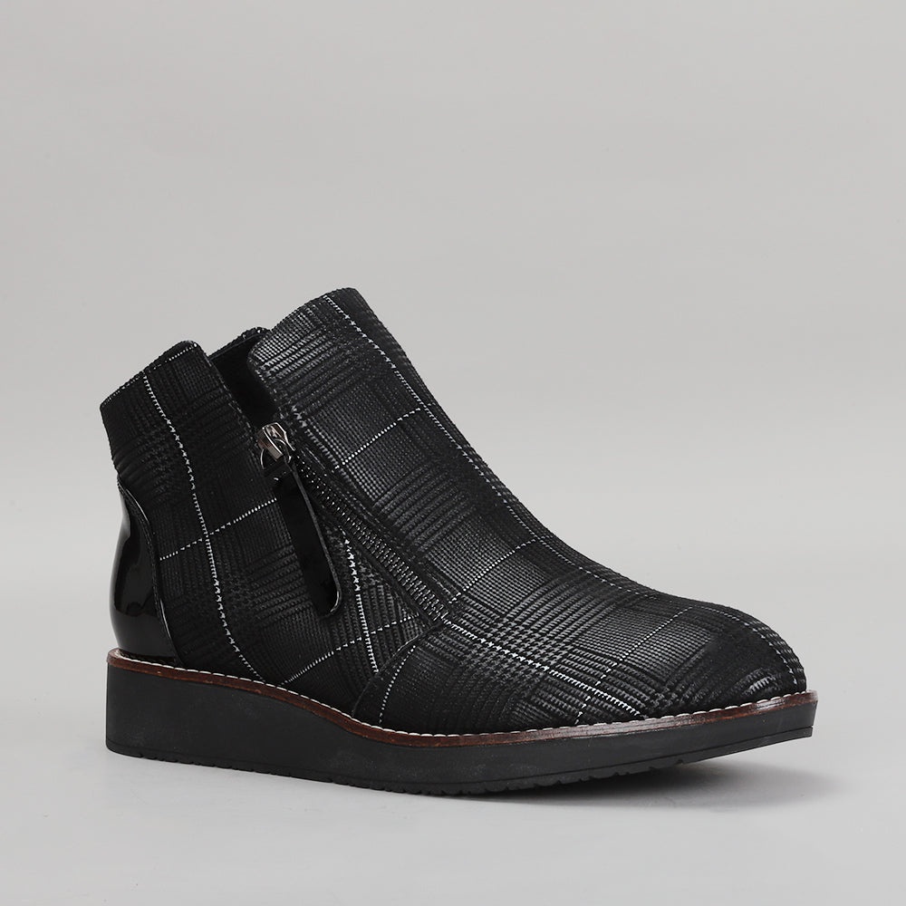 LE SANSA RONNIE BLACK CHECK - Women Boots - Collective Shoes 