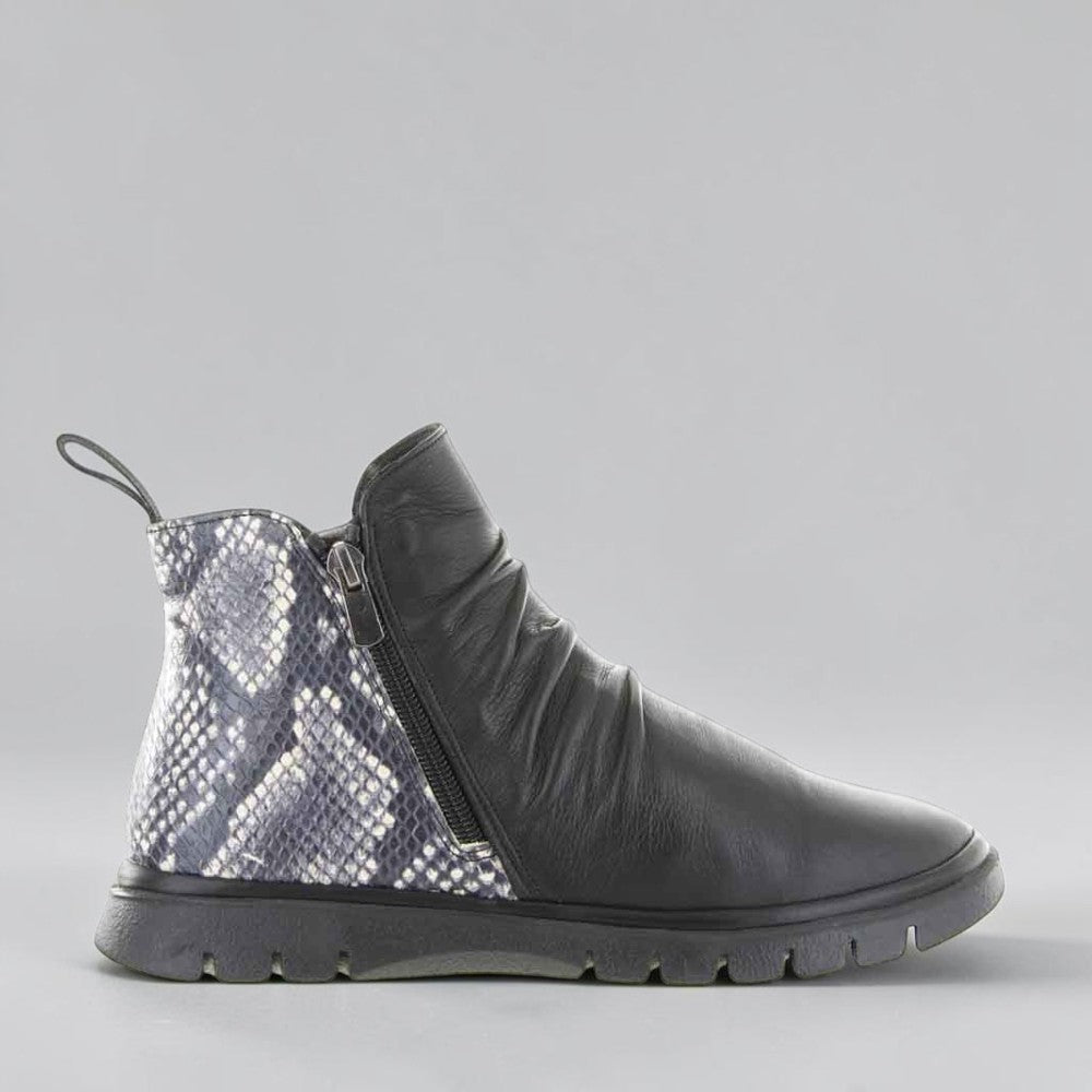 LE SANSA RUBEL BLACK PRINT - Women Boots - Collective Shoes 