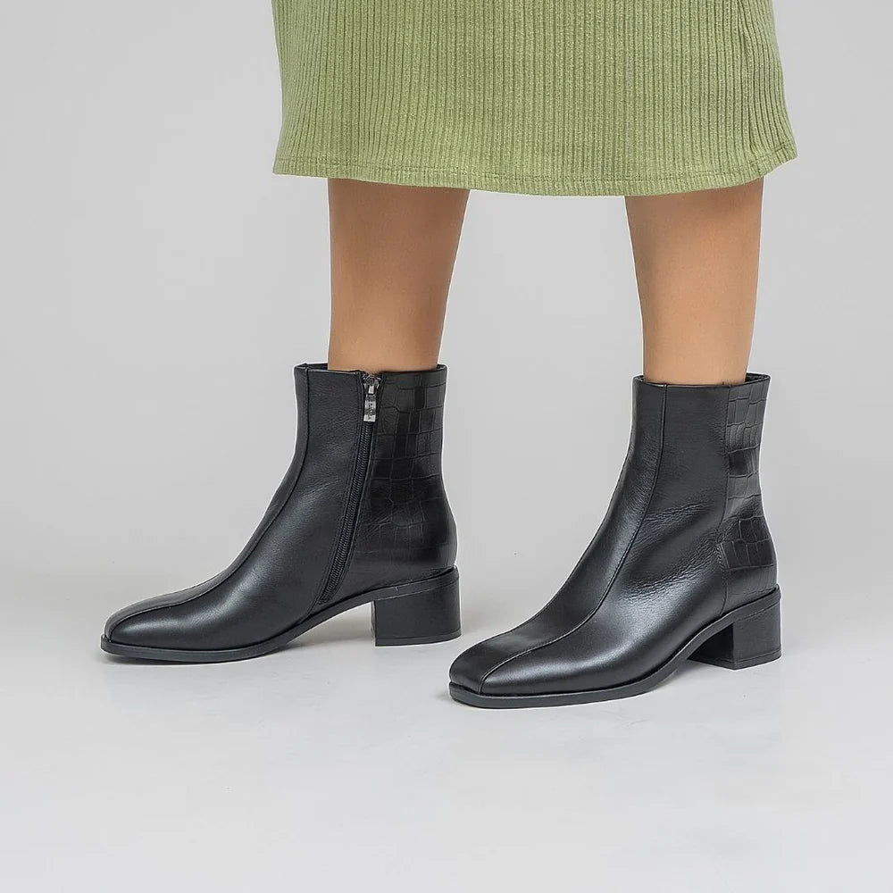 LE SANSA SPIKE BLACK - Women Boots - Collective Shoes 