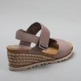 Load image into Gallery viewer, LE SANSA EVITA HAT - Women Sandals - Collective Shoes 

