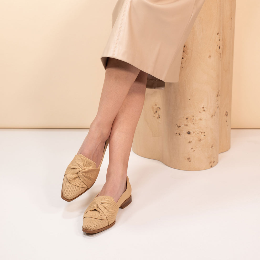 LOS CABOS SYRETIA CARAMEL FLYKNIT - Women Loafers - Collective Shoes 