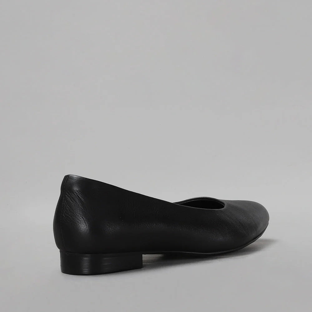 LE SANSA ZABRINA BLACK - Women Belle Flats - Collective Shoes 