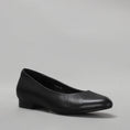 Load image into Gallery viewer, LE SANSA ZABRINA BLACK - Women Belle Flats - Collective Shoes 
