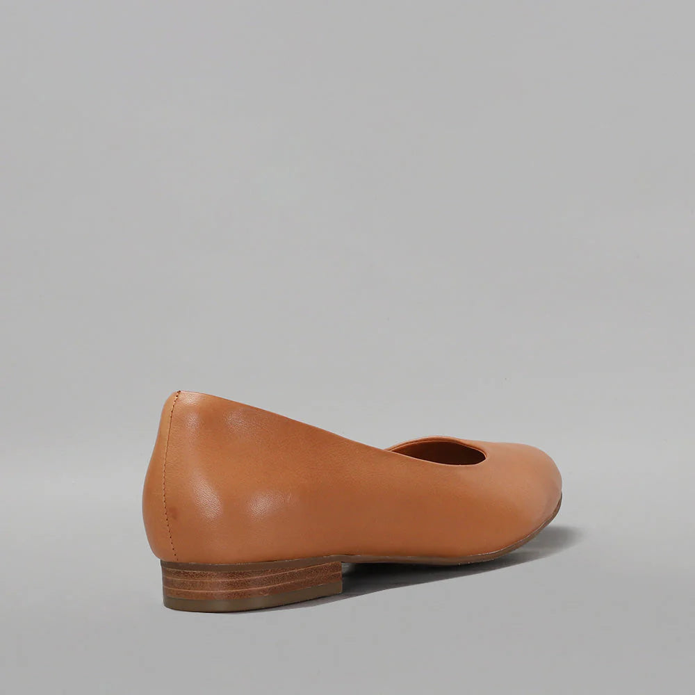 LE SANSA ZABRINA TAN - Women Belle Flats - Collective Shoes 