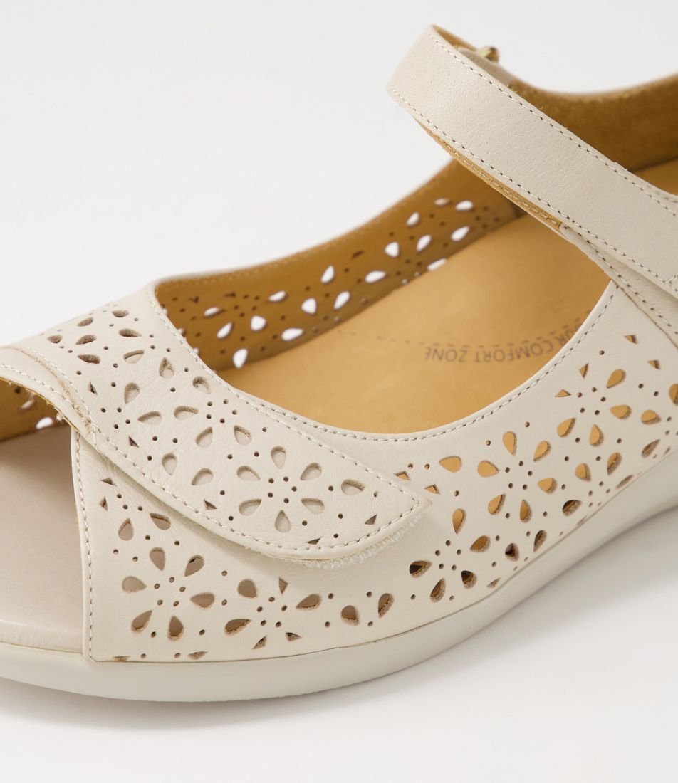 ZIERA DAFFODIL ALMOND - Women Sandals - Collective Shoes 