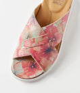 Load image into Gallery viewer, ZIERA IYOLO MELON FLOWER - Women Slides - Collective Shoes 
