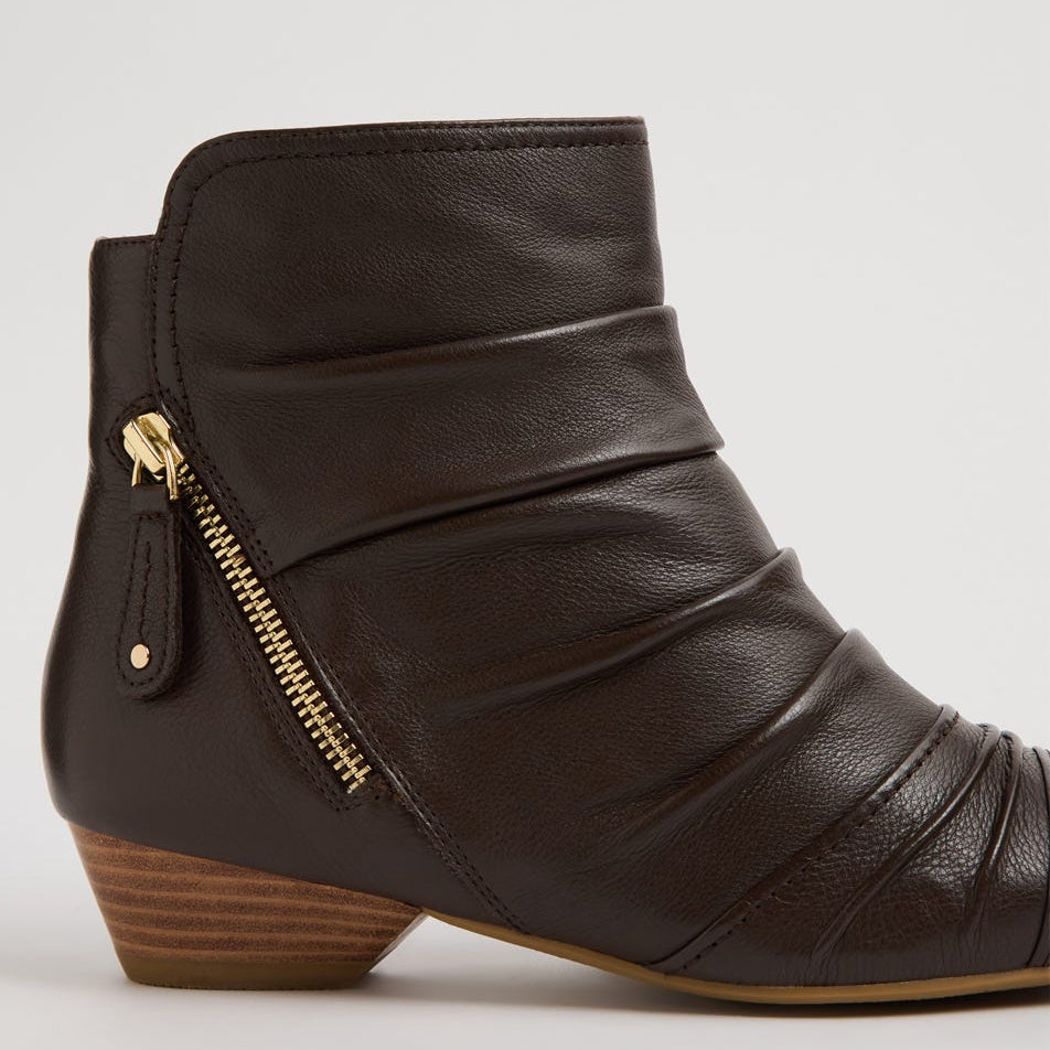 ZIERA CAMRYN CHOCOLATE - Women Boots - Collective Shoes 