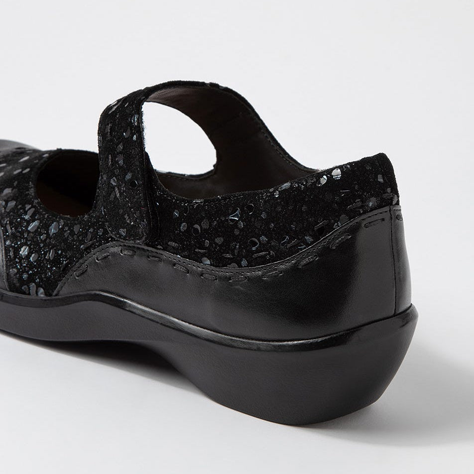ZIERA GUMMIBEAR BLACK SPARKLEY - Women Sandals - Collective Shoes 