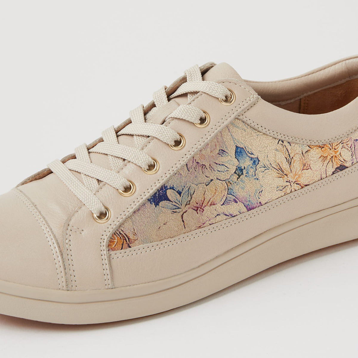 ZIERA DANNI ALMOND GOLD VINTAGE - Women sneakers - Collective Shoes 