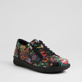 Load image into Gallery viewer, ZIERA SOLAR BLACK FLORAL - Women sneakers - Collective Shoes 
