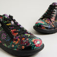 Load image into Gallery viewer, ZIERA SOLAR BLACK FLORAL - Women sneakers - Collective Shoes 

