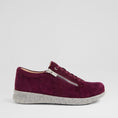 Load image into Gallery viewer, ZIERA SOLAR BURGUNDY - Women sneakers - Collective Shoes 
