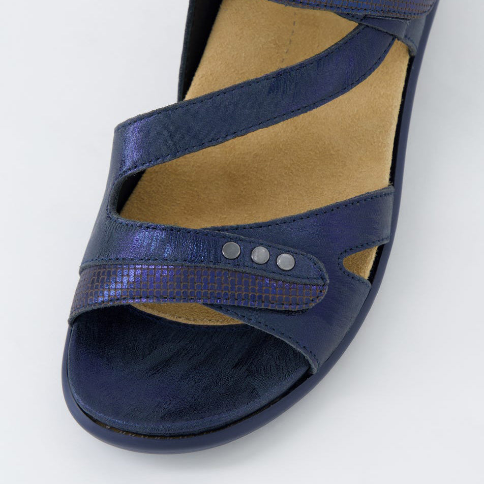 ZIERA BEAUX NAVY SCRATCH CUT - Women Sandals - Collective Shoes 