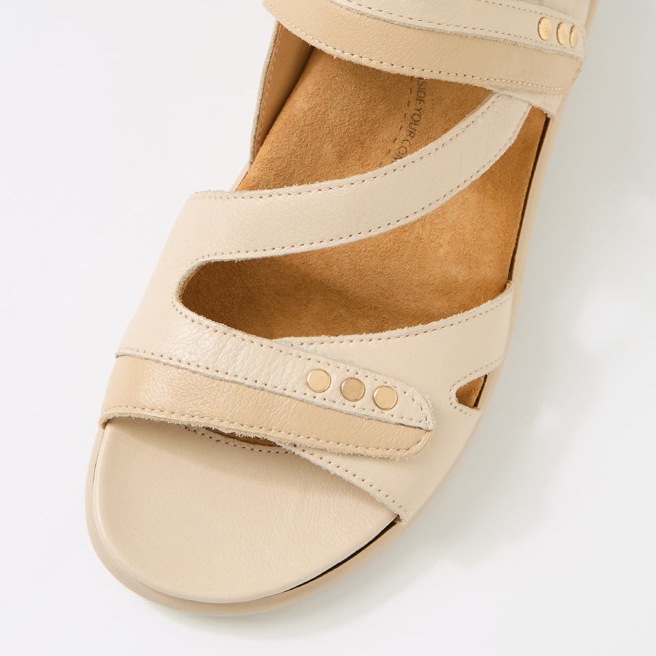 ZIERA BEAUX VANILLA CAMEL - Women Sandals - Collective Shoes 