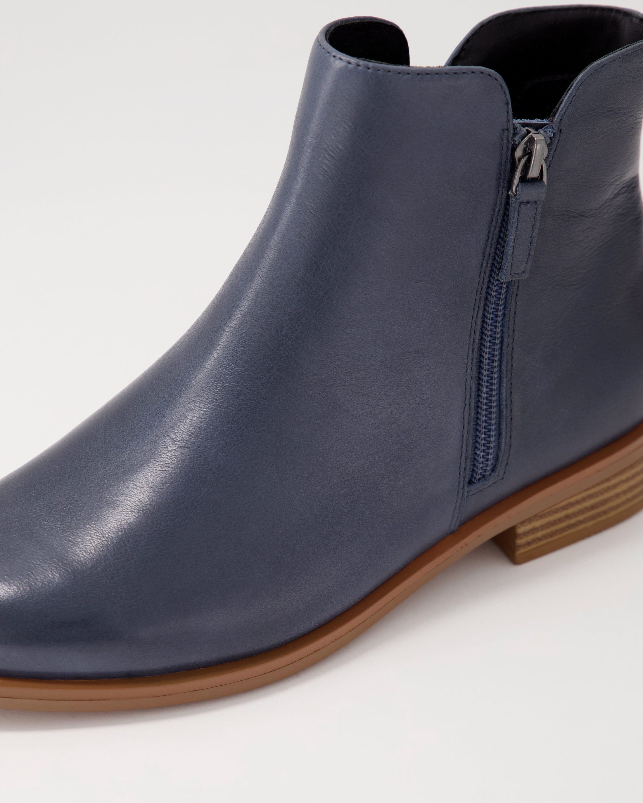 ZIERA SKYLARS NAVY - Women Boots - Collective Shoes 