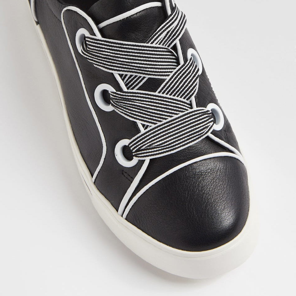 ZIERA ASCOTT BLACK WHITE - Women Sneakers - Collective Shoes 