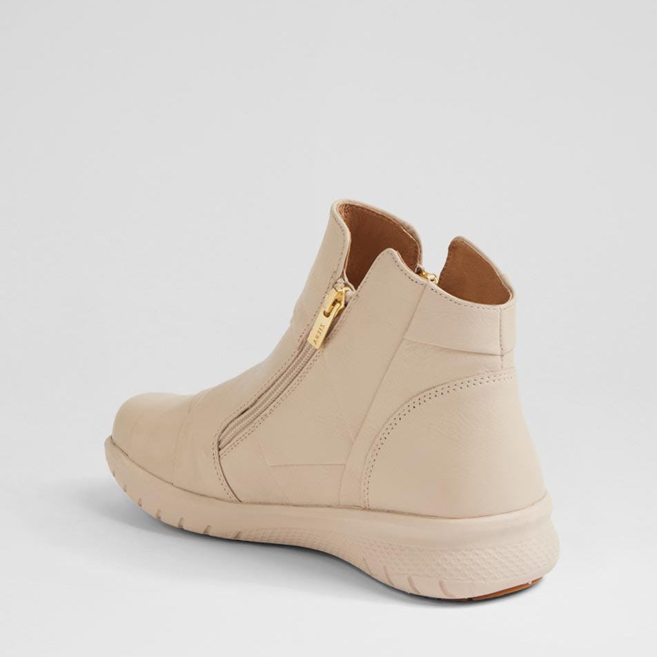ZIERA SISLEY ALMOND - Women Boots - Collective Shoes 