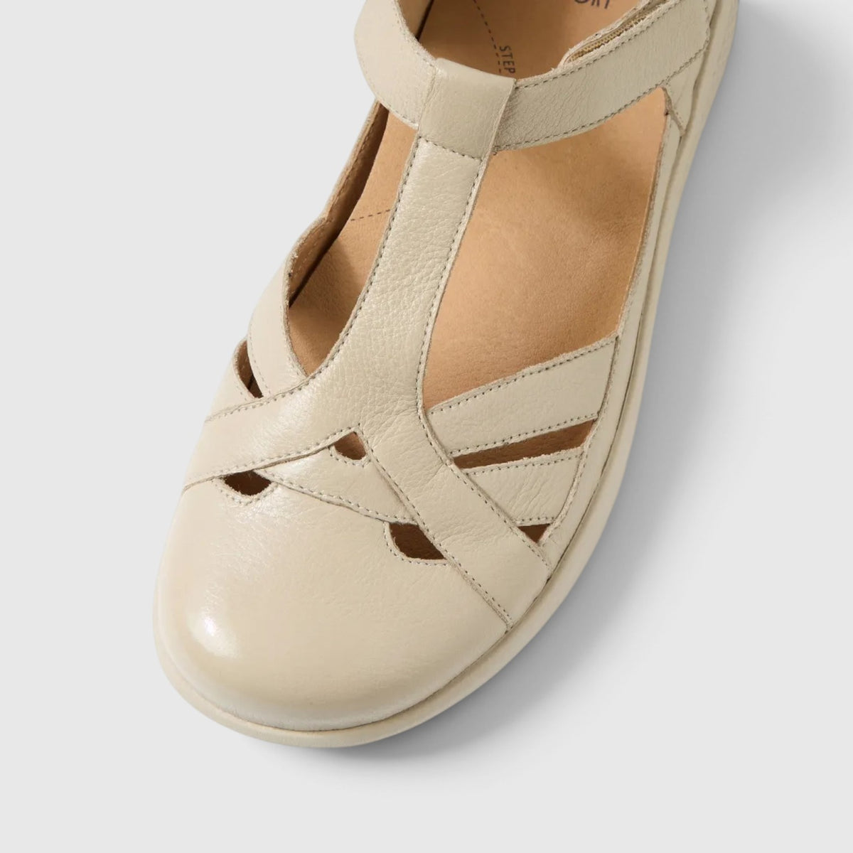 ZIERA SINSTA ALMOND