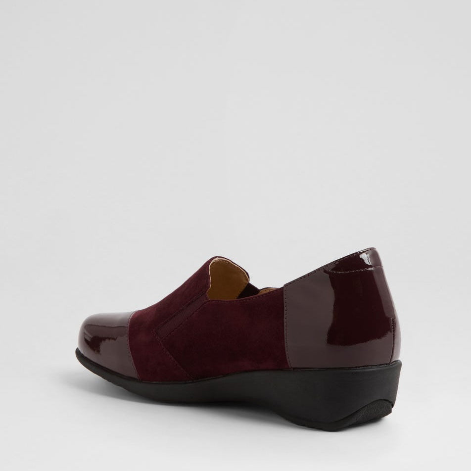 ZIERA SWISSH BURGUNDY MIX - Women Slip-ons - Collective Shoes 